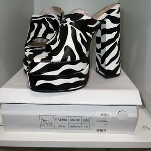 Zebra platform